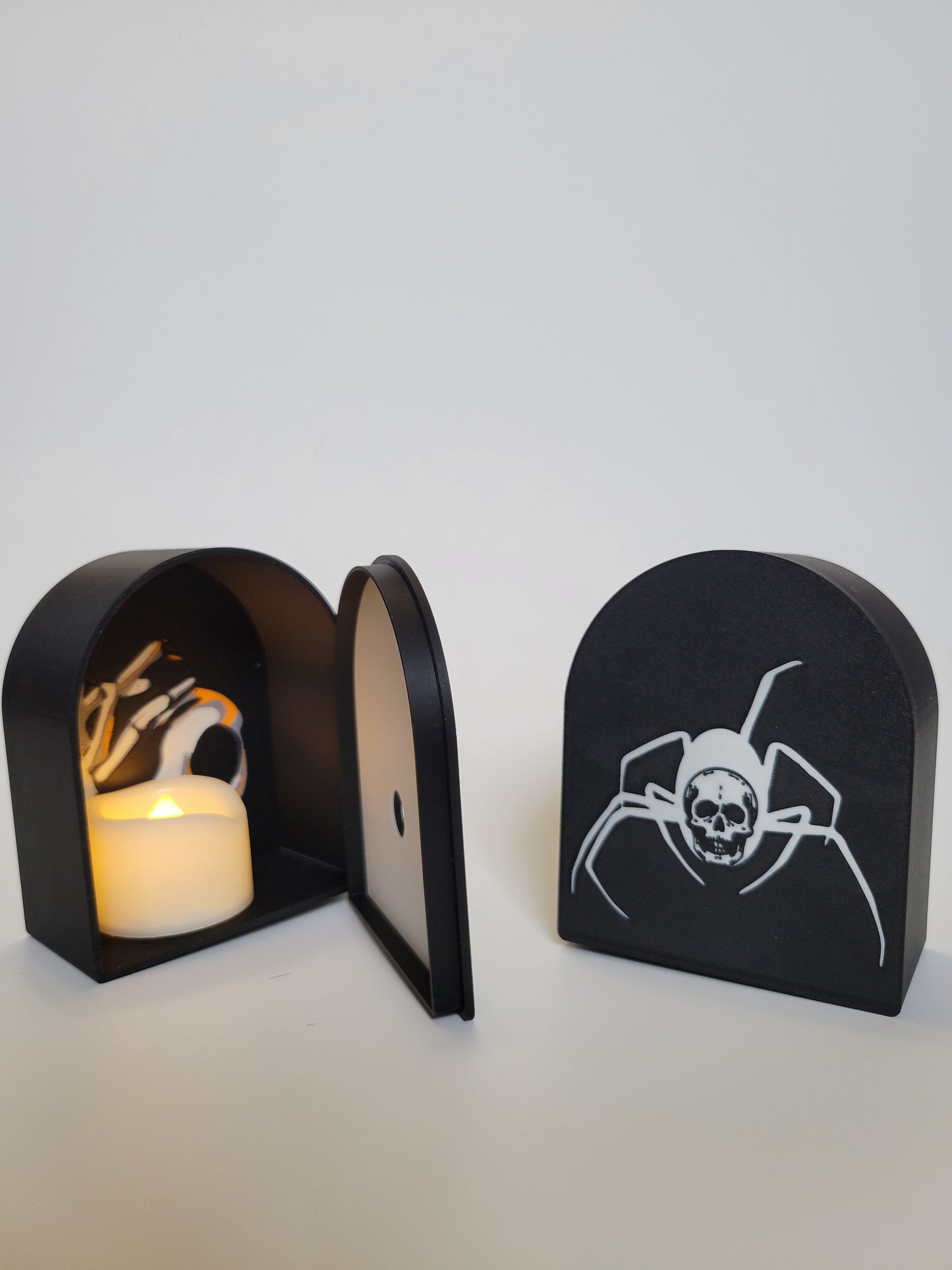🕯️ Set of 2 Spooky Halloween Lanterns – Skull Spider & Skeleton Hand | 3D-Printed LED Candle Holders